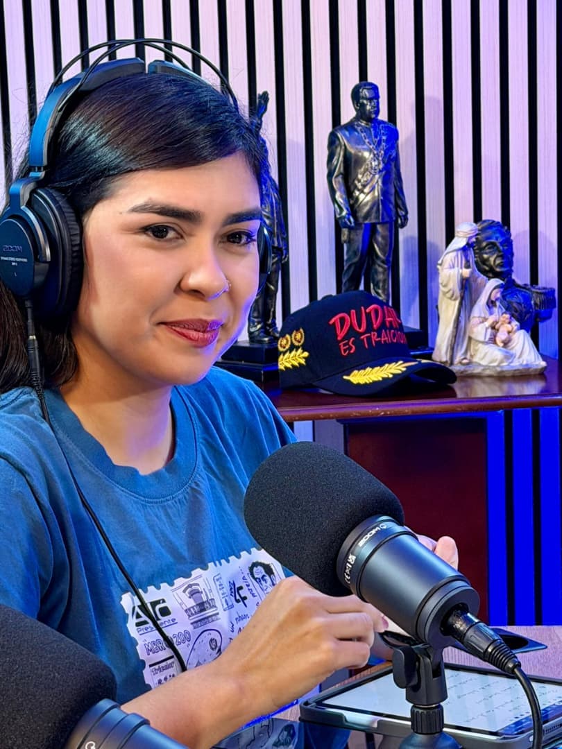 Juventud reafirma compromiso con la Patria y rechazan interferencias extranjeras - imagen 1